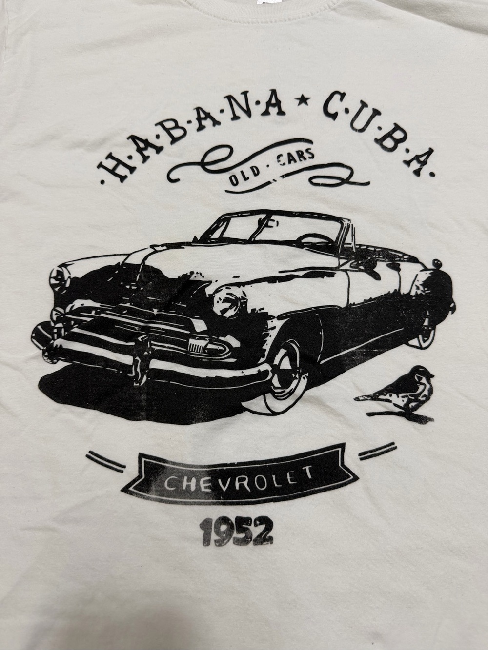 Havana Cuba 1952 Chevrolet Classic Car White T-Shirt Size XL US 14 Roly Brand